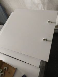 hochwertige und schöne Platten 60cm x 60cm aus dem Hause LEICHT KÜCHEN made in Germany